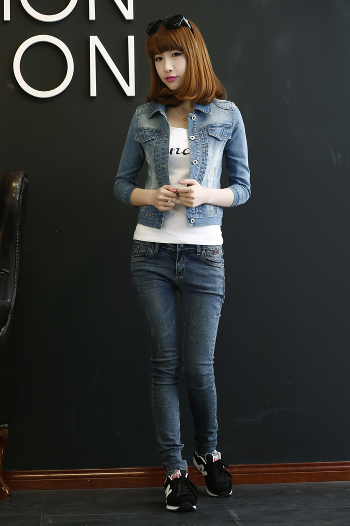 새로운 캐주얼 데님 재킷 여성의 가을과 겨울 한국 스타일 트렌디 한 7 점 소매 대형 사이즈 짧은 슬림 핏 작은 재킷 도매 사용자 정의