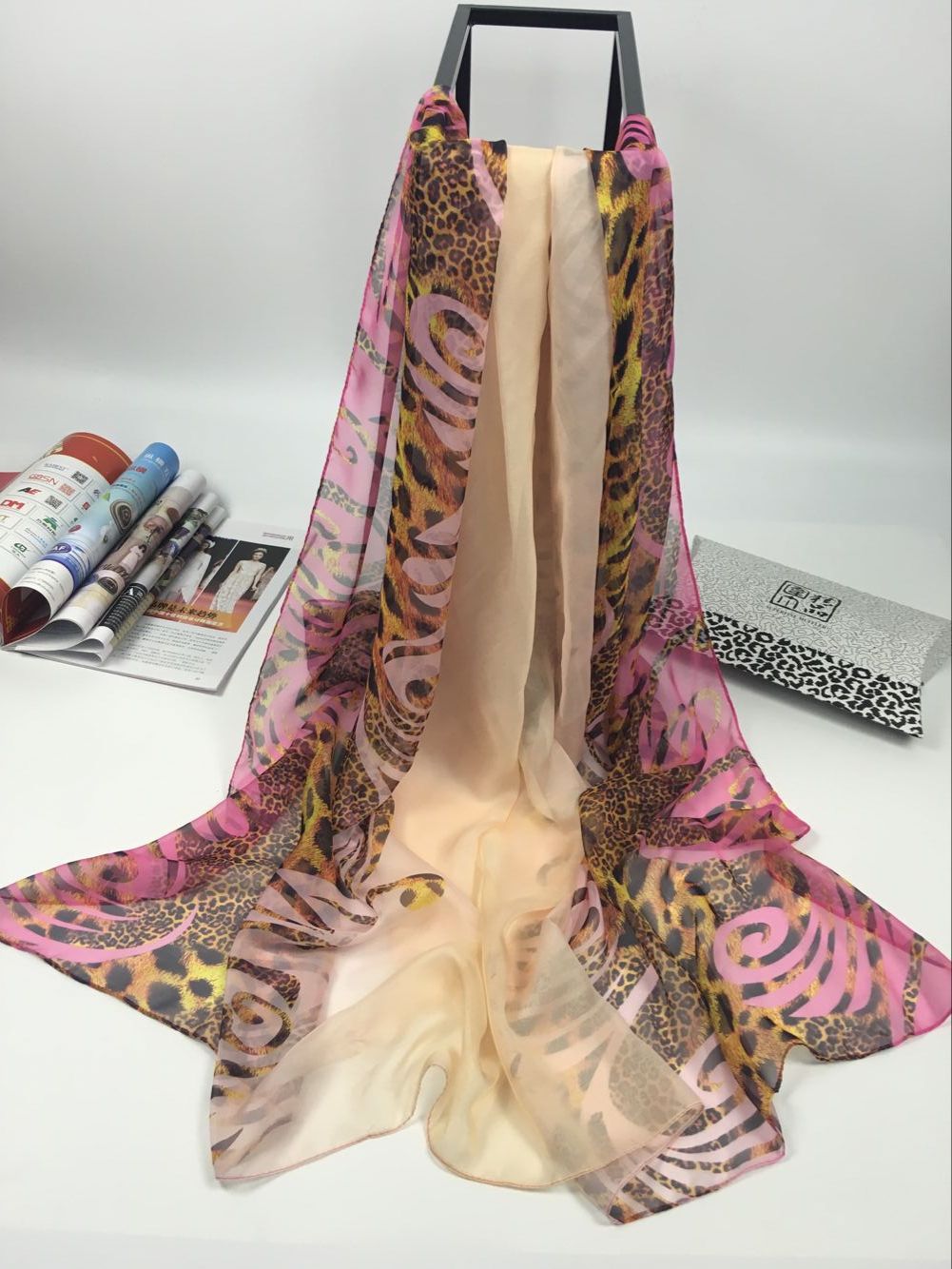 456E6230F46204BCFC90B851BB2CB1