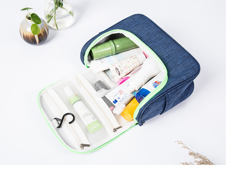 607g Weight Storage Bag Storage & Cleaning Polyester Material Solid Color Pattern Simple Style Style Red Color Simple Travel Large Capacity Cosmetic Bag Wholesale Nihaojewelry 1