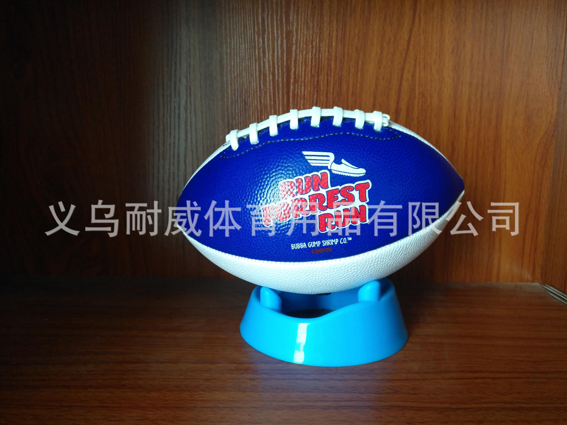 供应标准美式橄榄球|ru