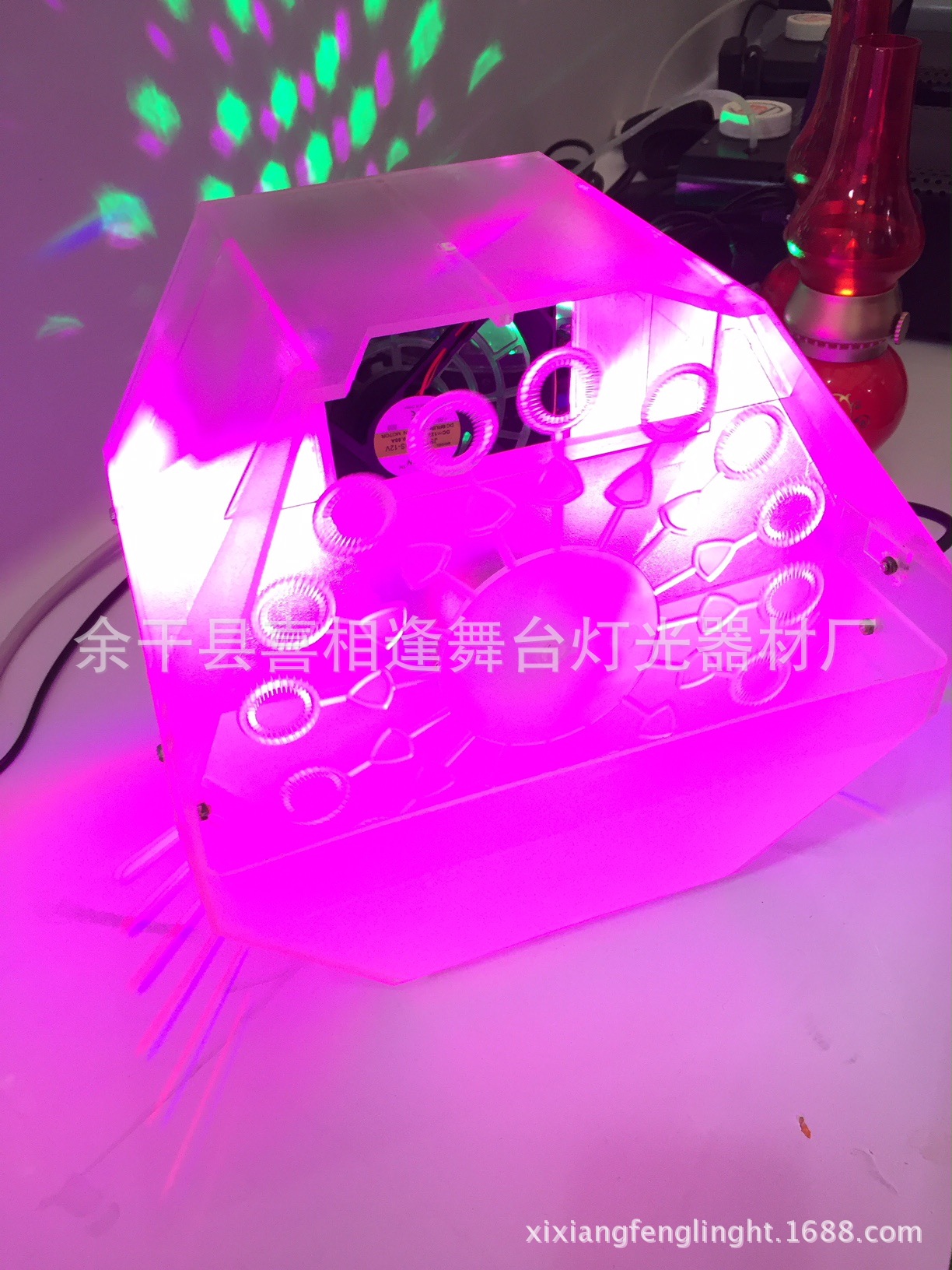 透明塑料壳泡泡机1