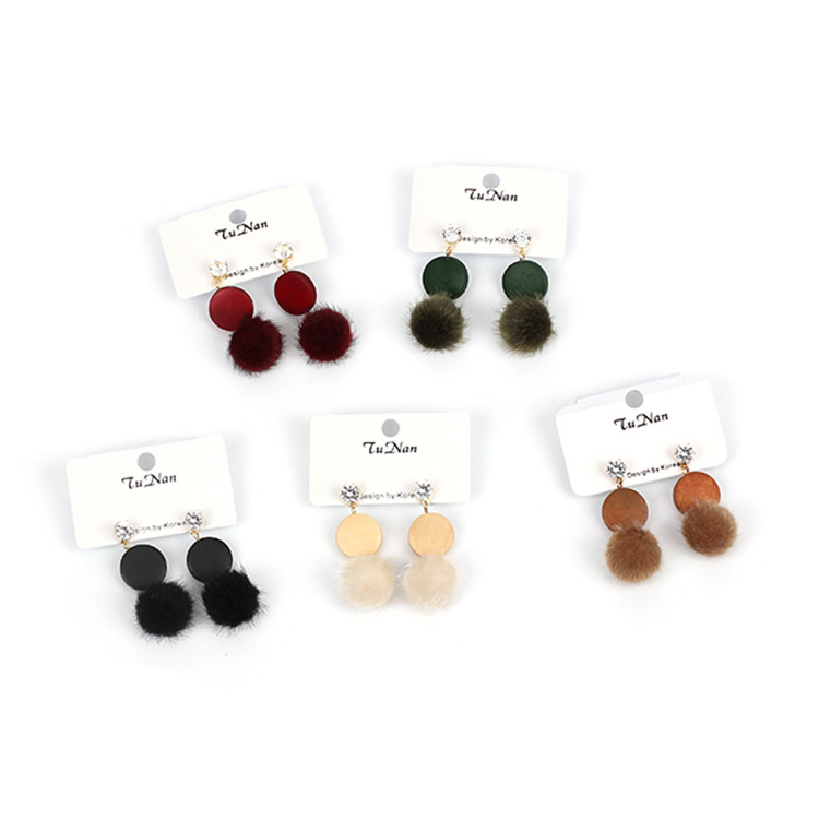 Korea Sweet Three-dimensional Rhinestone Mink Hair Ball Long Geometric Round Wood Stitching Earrings display picture 2