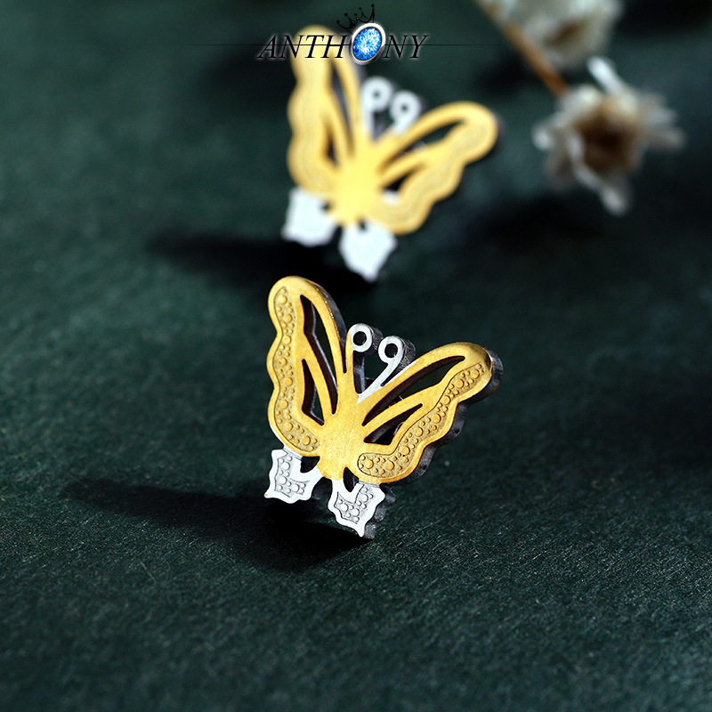 Mode Titan Stahl Intarsien Strass Hohl Schmetterling Anhänger Halskette Ohrring Set display picture 2