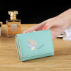 Factory direct sales 2024 new leaf wallet coin purse buckle three -discounted card position women's wallet women short