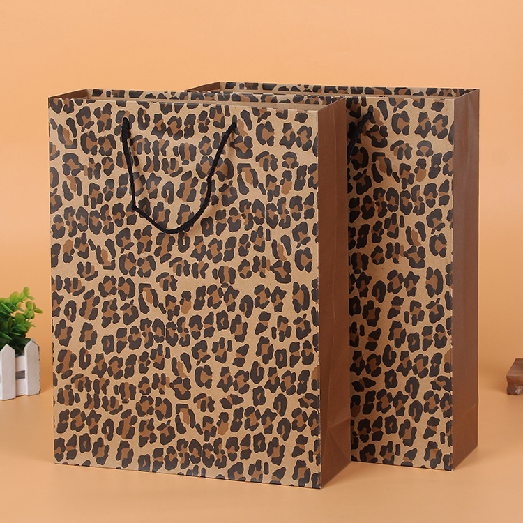 厂家直销 通用礼品手提纸袋 豹纹手提时尚服装袋 可定制批发