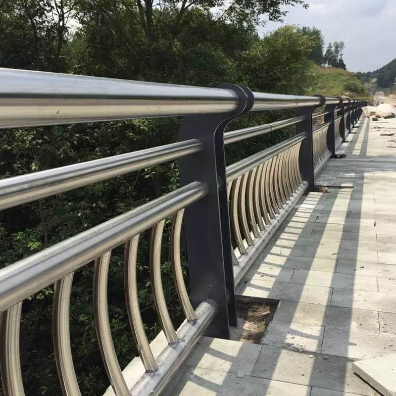 304不锈钢复合管护栏 桥梁防震栏杆 河道桥梁复合管护栏 图纸定做