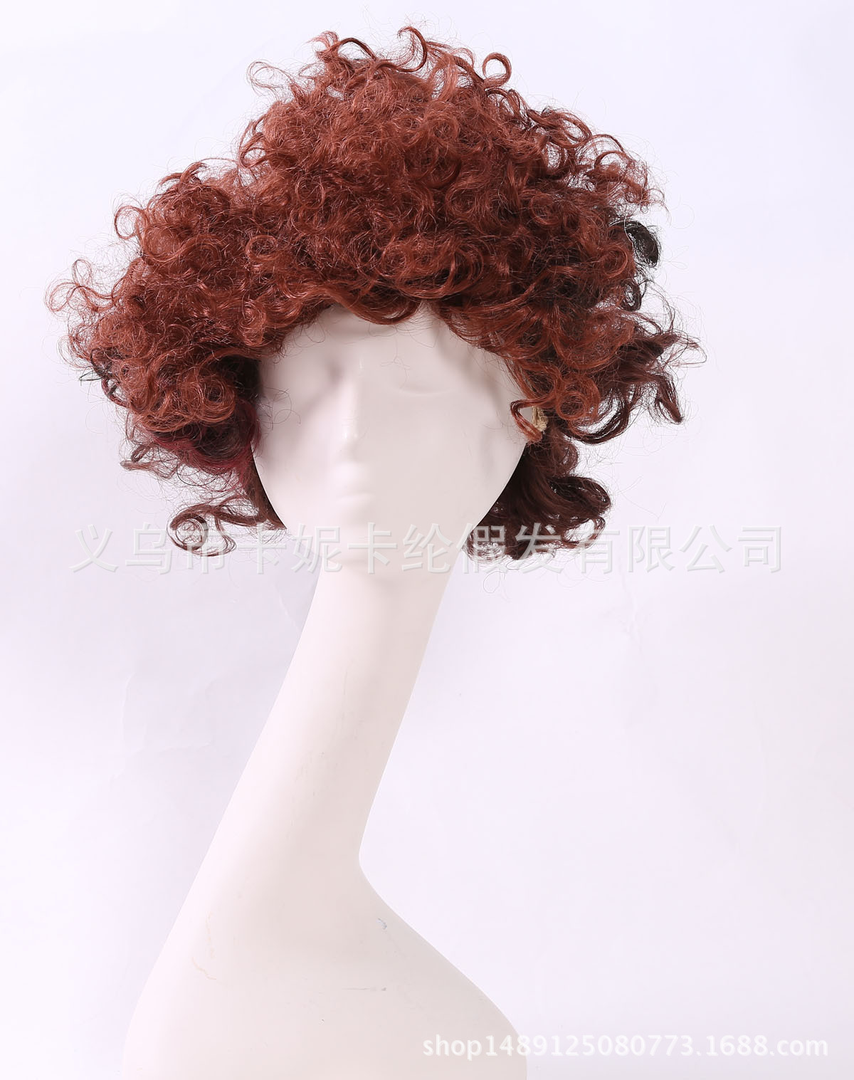 Nuevo cabello marrón de fan de moda europea y americana rizos