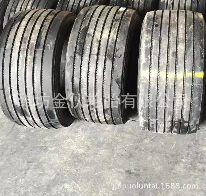 现货供应445/40R22.5前进全钢卡车拖挂轮胎耐磨防滑三包