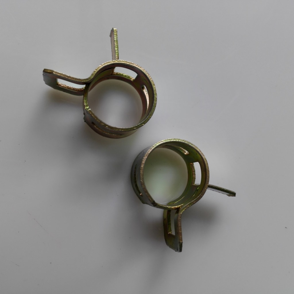 厂家直销 卡箍 五金冲压件 不锈钢钣金件激光切割