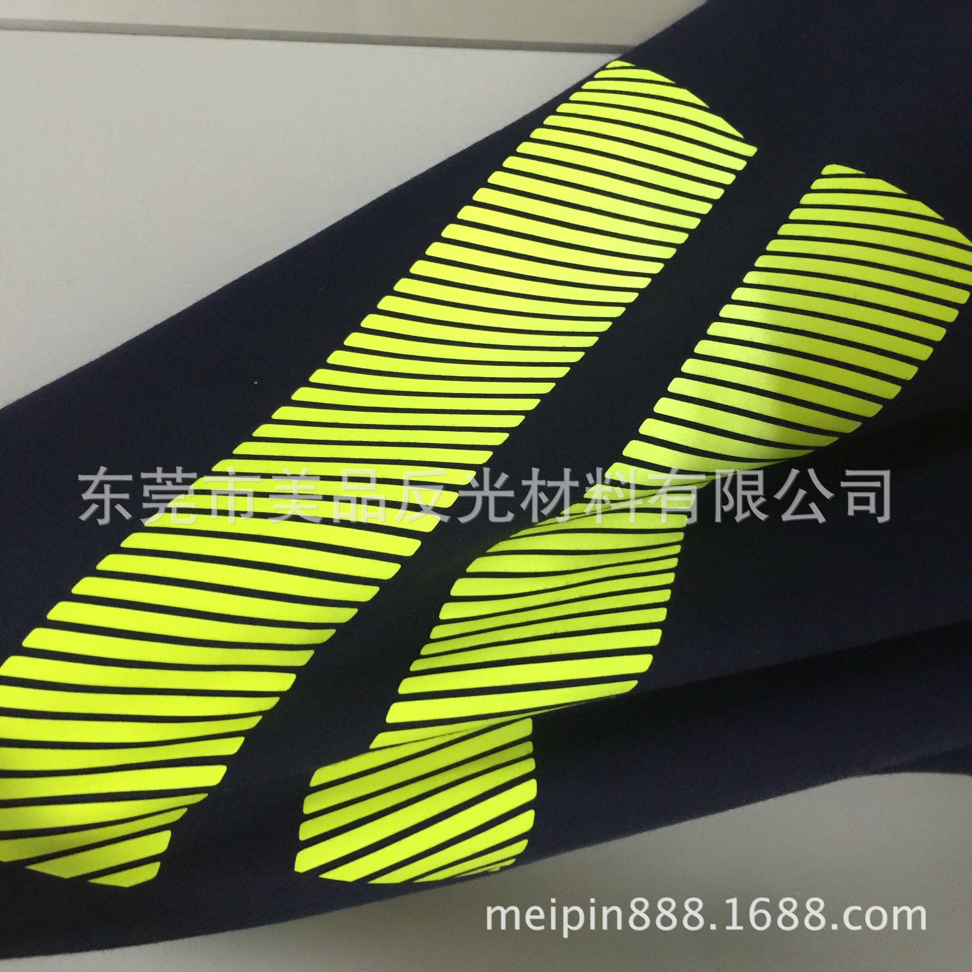 反光斜条荧光黄雕刻反光标反光烫画标反光转印标反光LOGO反光条-阿里巴巴
