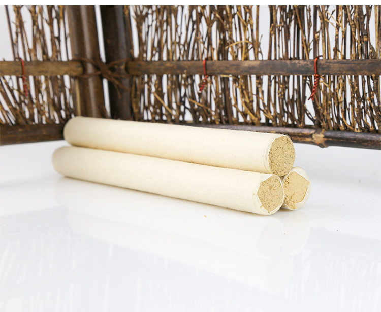 Moxa Stick 2cm x 20cm Hand Rolled Ai Tiao Mugwort Moxibustion Bar for Warming Therapy in use