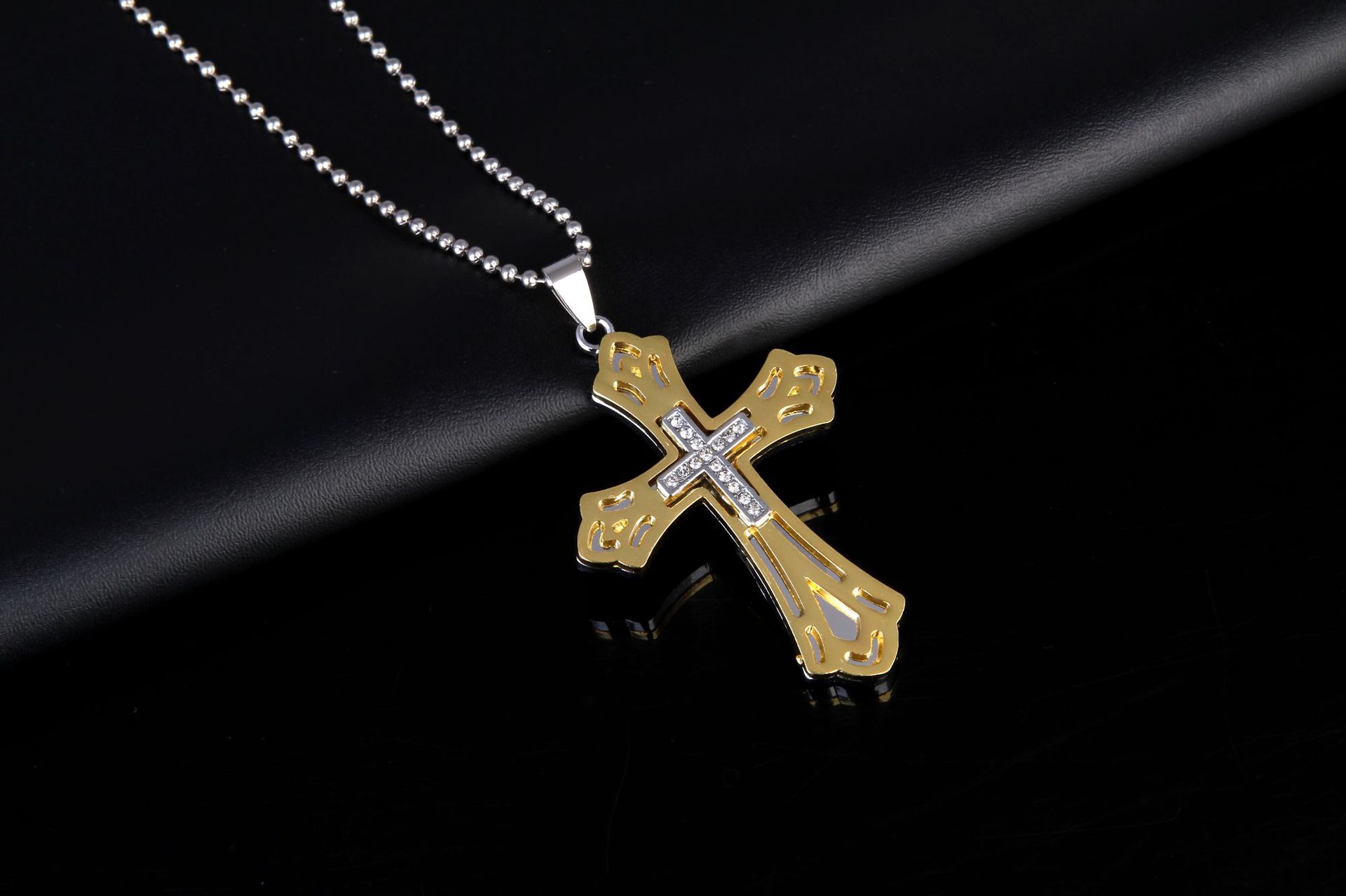 Necklace Image 4