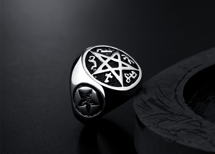 Punk Satan Star Ring 4