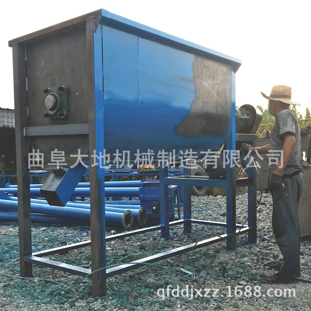 动物饲料搅拌混合机 青储饲料立式搅拌机 家用小型卧式搅拌混料机