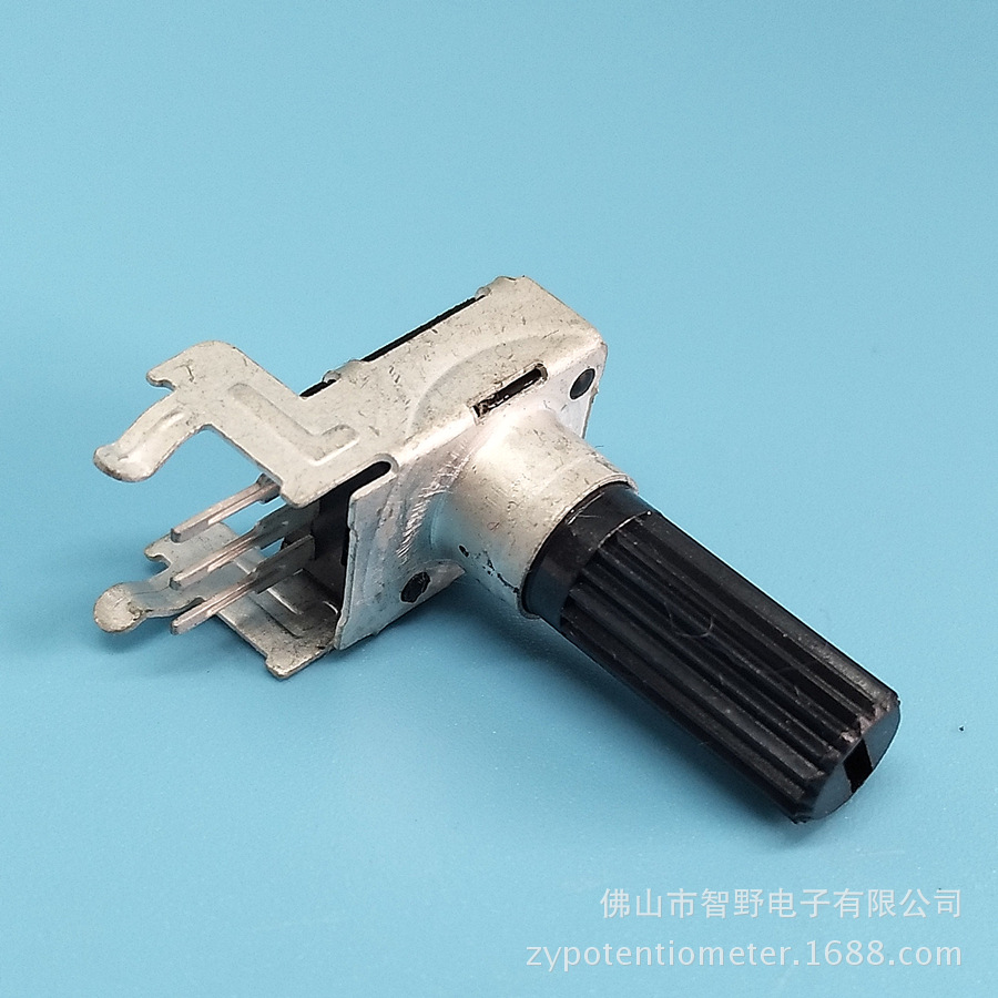 供应093系列绝缘柄 可调电阻B10K 50K碳膜电位器卧式长脚支架热卖