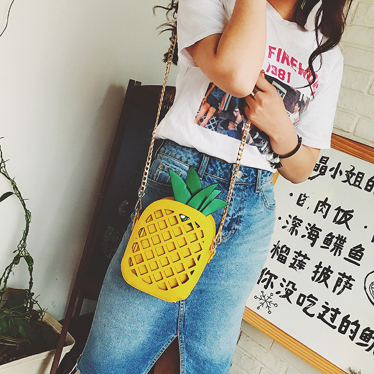 女生时尚包包女2017新款潮斜挎包韩版咖啡杯链条女包个性创意