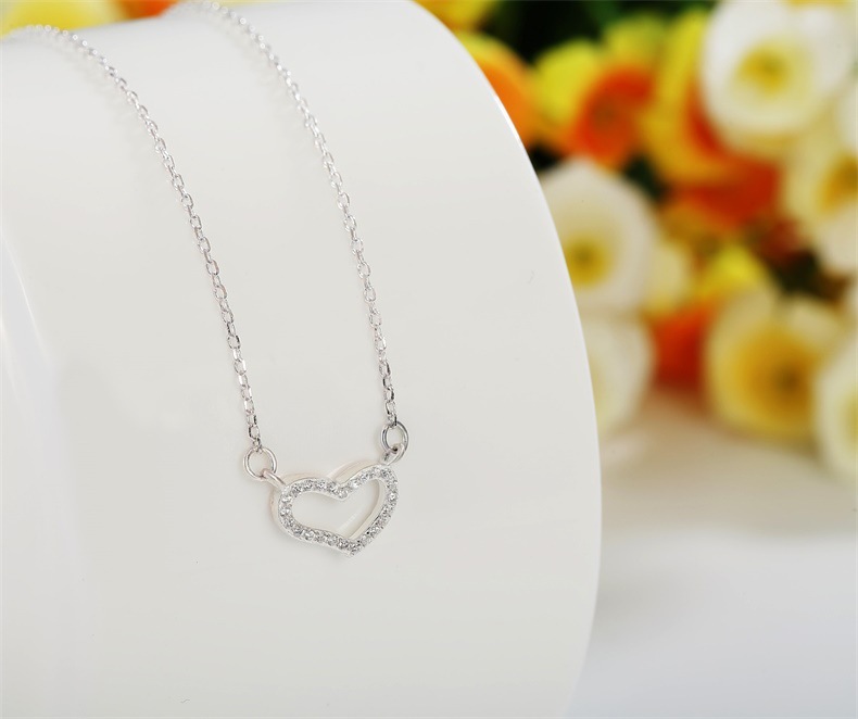 Holiday, Daily Occasion 925 Sterling Silver Material 1 Piece 925 Sterling Silver Heart Shape 925 Sterling Silver Cable Chain Pendant Necklace