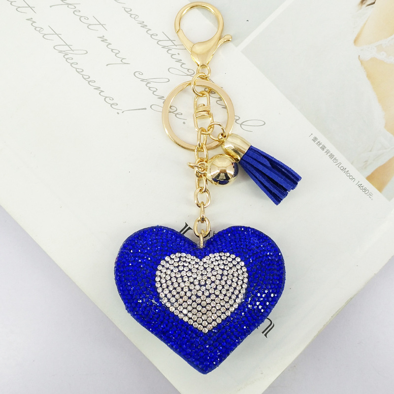 Neue Koreanische Samt Diamant Liebe Quaste Tasche Auto Ornament Pfirsich Herz Schlüsselbund display picture 4