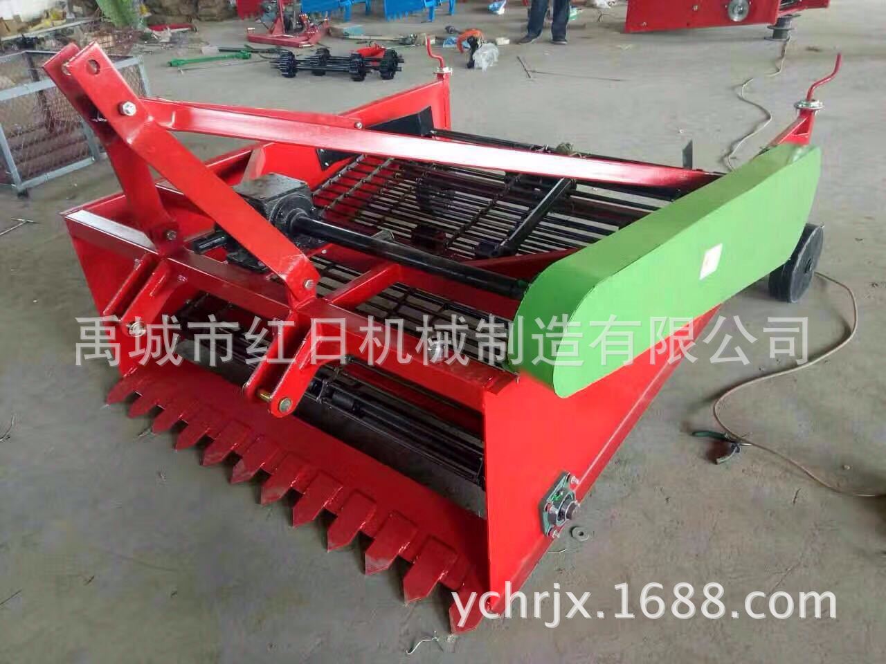 红日土豆收获机   马铃薯收获机   双行双垄土豆收获机