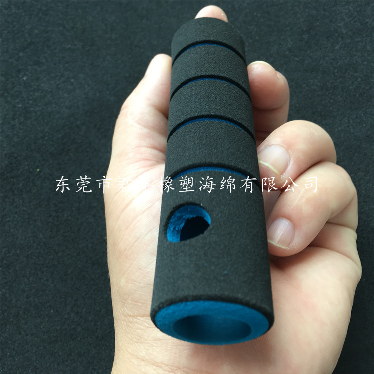 新款 外黑内蓝双手NBR海绵把套定制  15*25*120mm自拍杆打孔护套