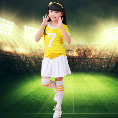 儿童小学生啦啦操_六一儿童小学生啦啦操演出