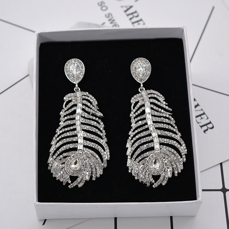 Pendientes Barrocos Exagerados De Diamantes Con Plumas Grandes display picture 6