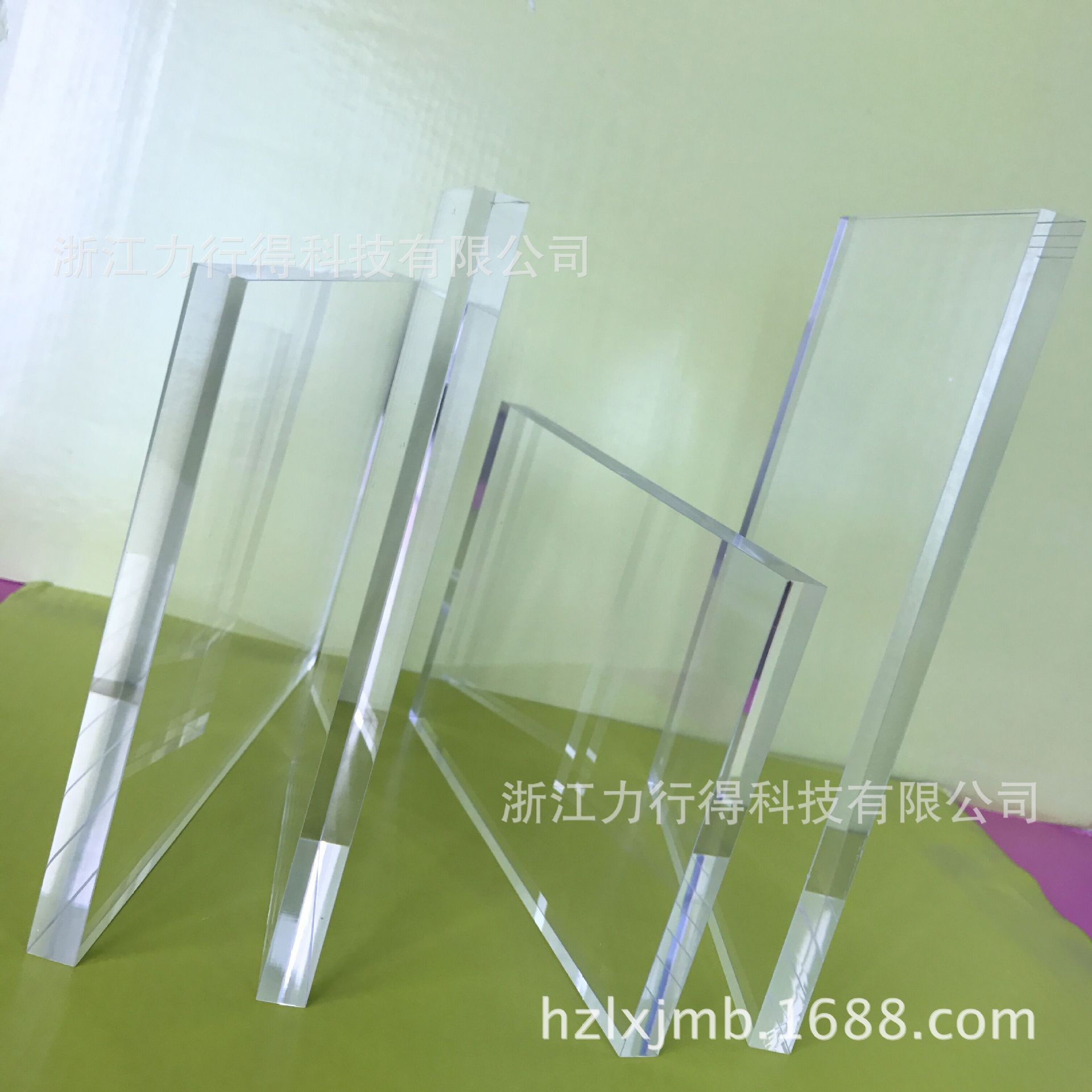 54*24*3.0mm亚克力透明板订制220片