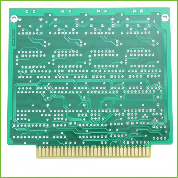 多层PCB线路板厂，可以提供加急打样，首板出样。