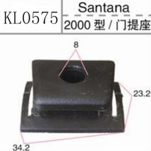 供应 汽车卡扣 适用于桑塔纳2000汽车门提座塑料卡扣 尼龙扣
