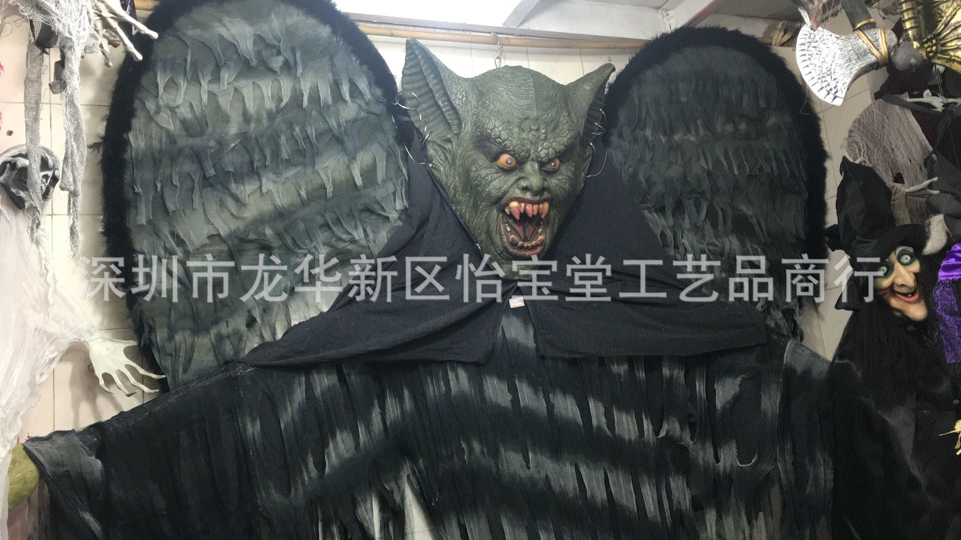 EE61A9E2D74BD9C621692BC5CDA865