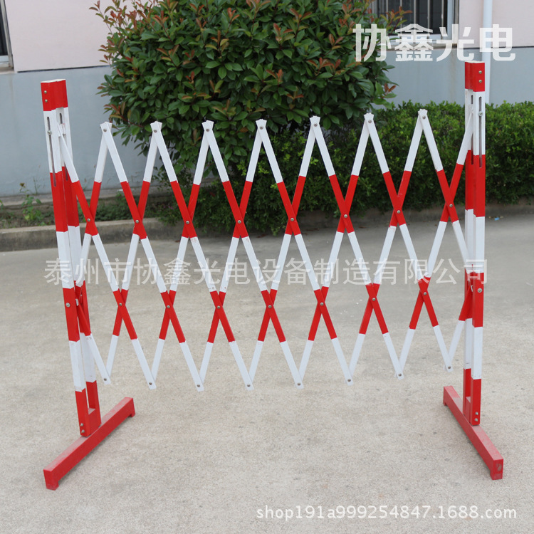 收缩式栅栏 副本