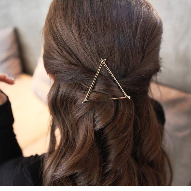20g Weight Hair Clip Hair Accessories Type 1 Piece Quantity Daily Occasion Alloy Material Moon Pattern Women'S Gender Plating Design Simple Style Style Simple Style Moon Alloy Plating Hair Clip 1 Piece 11