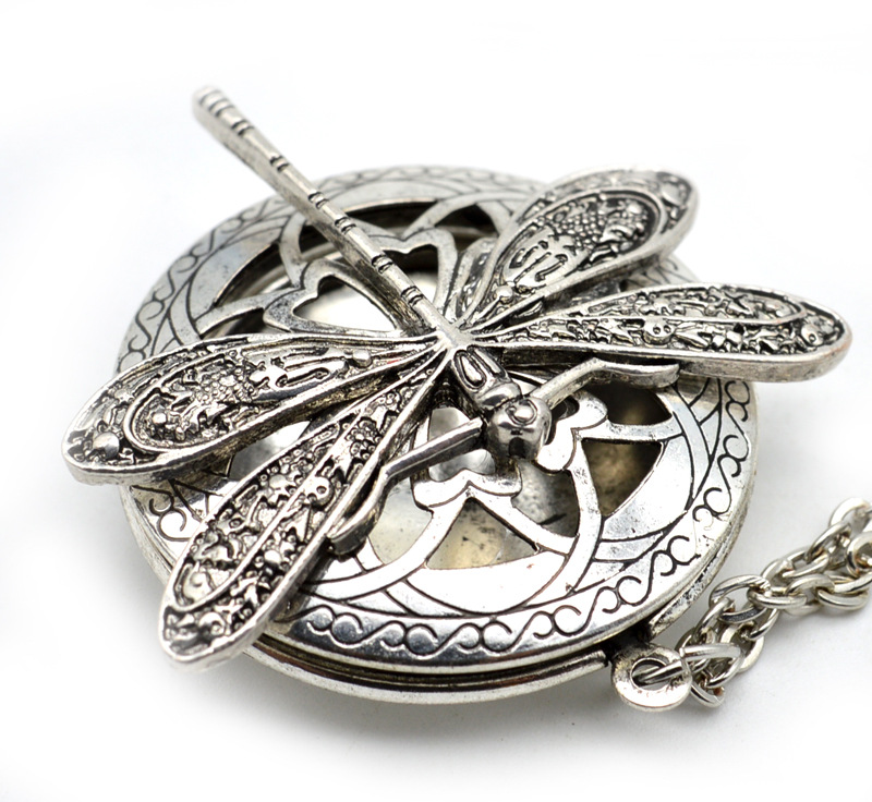 Daily Occasion Alloy Material Dragonfly Pattern Retro Dragonfly Alloy Plating Women's Pendant Necklace