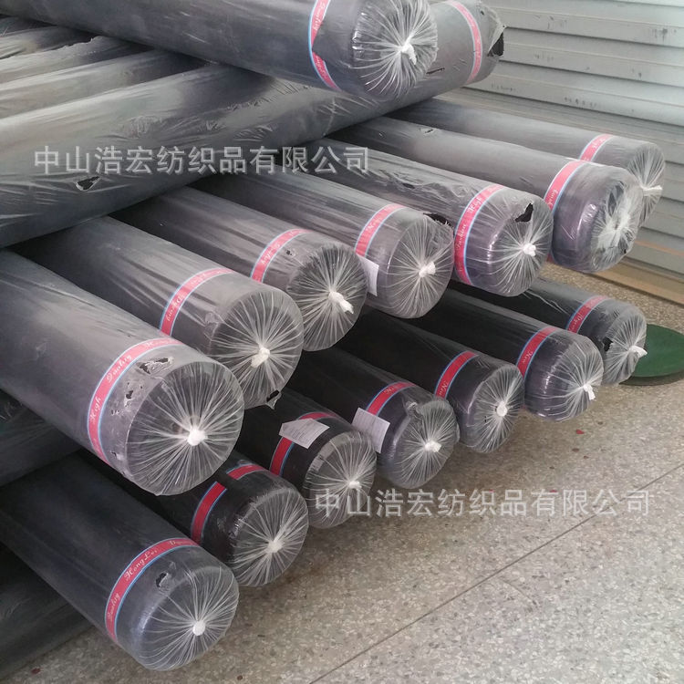 源头厂家直销 210D加密黑色牛津布 遮光耐磨易折叠黑色防水牛津布