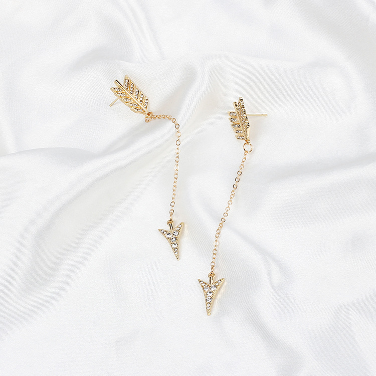 7g Weight Earrings Classification Women'S Gender Gold, Silver Color Hot Sale Popular Ornament Rhinestone Tassel Arrow Earrings European And American Style Women Fashion Stud Earrings 3