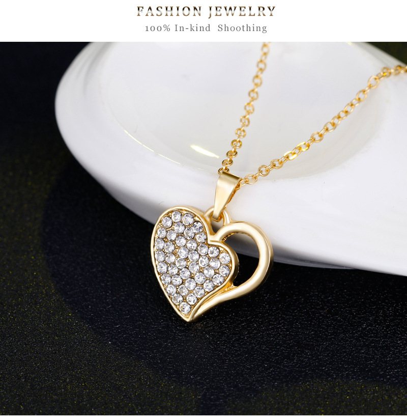 Fashionable And Exquisite Four-piece Korean Fashion Exquisite Love Alloy Diamond Necklace Earring Ring Bracelet Set In Stock Wholesale Nihaojewelry display picture 6