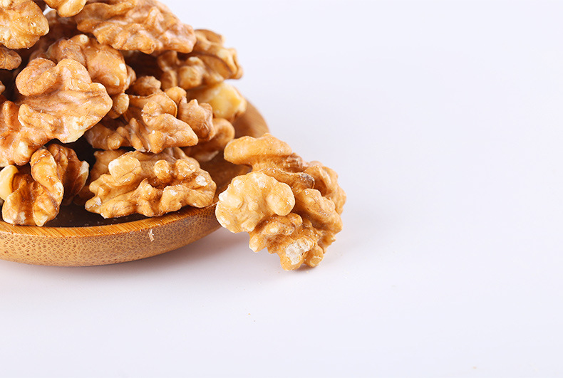 Unsalted Roasted Walnut Kernels Ready to Eat Low Temperature Baked Broken Walnut Pieces Bulk 5 Jin key features