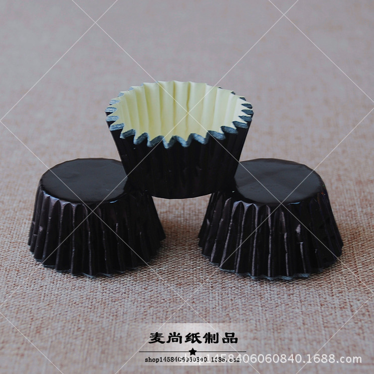 Comercio exterior Exportación de oro y plata color aluminio papel pastel taza de papel pequeño tamaño nieve Mei Niang pastel papel titular de papel de chocolate