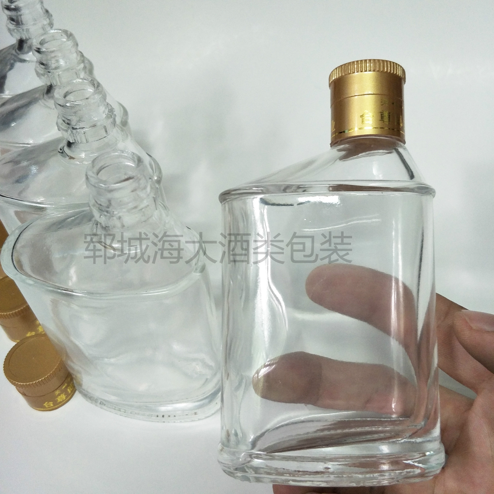 100毫升酒瓶 小玻璃酒瓶 晶白料酒瓶  小酒瓶 100ml歪嘴小郎酒瓶