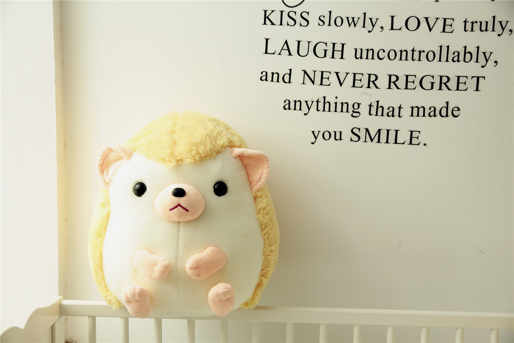 圆滚滚刺猬公仔