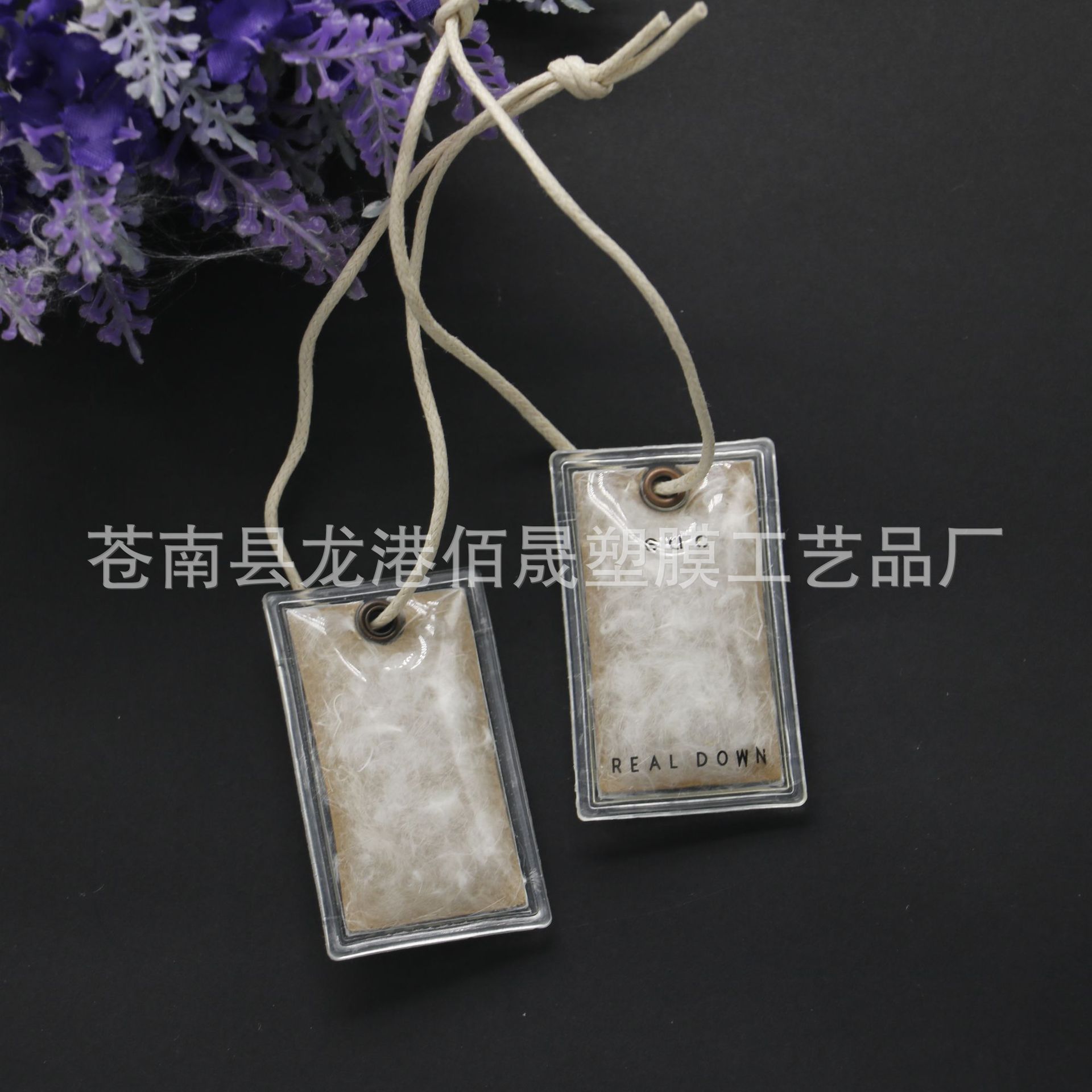 羽绒服吊牌羽绒充气标气泡吊牌服装挂件TPU充气标可订制