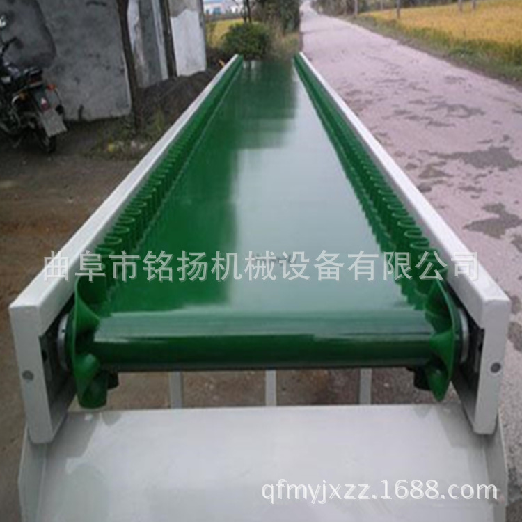 安全操作护栏型装车用皮带输送机快速上料可手摇升降式加厚耐磨皮带输送机