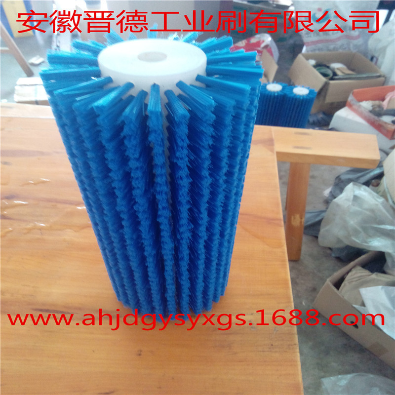清洗机毛刷辊 果蔬行业 毛刷辊.黑色尼龙丝毛刷辊