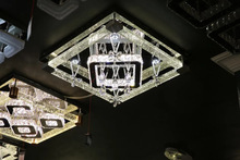 LED創意水晶餐吊廳吸頂燈圓形卧室燈簡約現代力水氣泡晶柱客廳燈