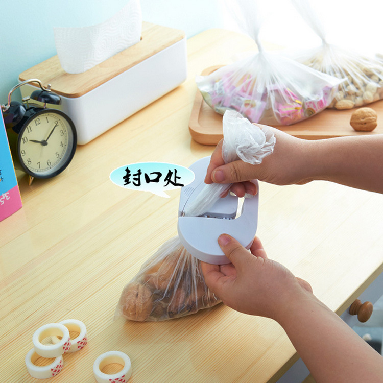 originality household Fresh keeping travel Portable Mini Sealing machine snacks plastic bag Sealing machine Hand pressure Sealing Plastic packaging machine