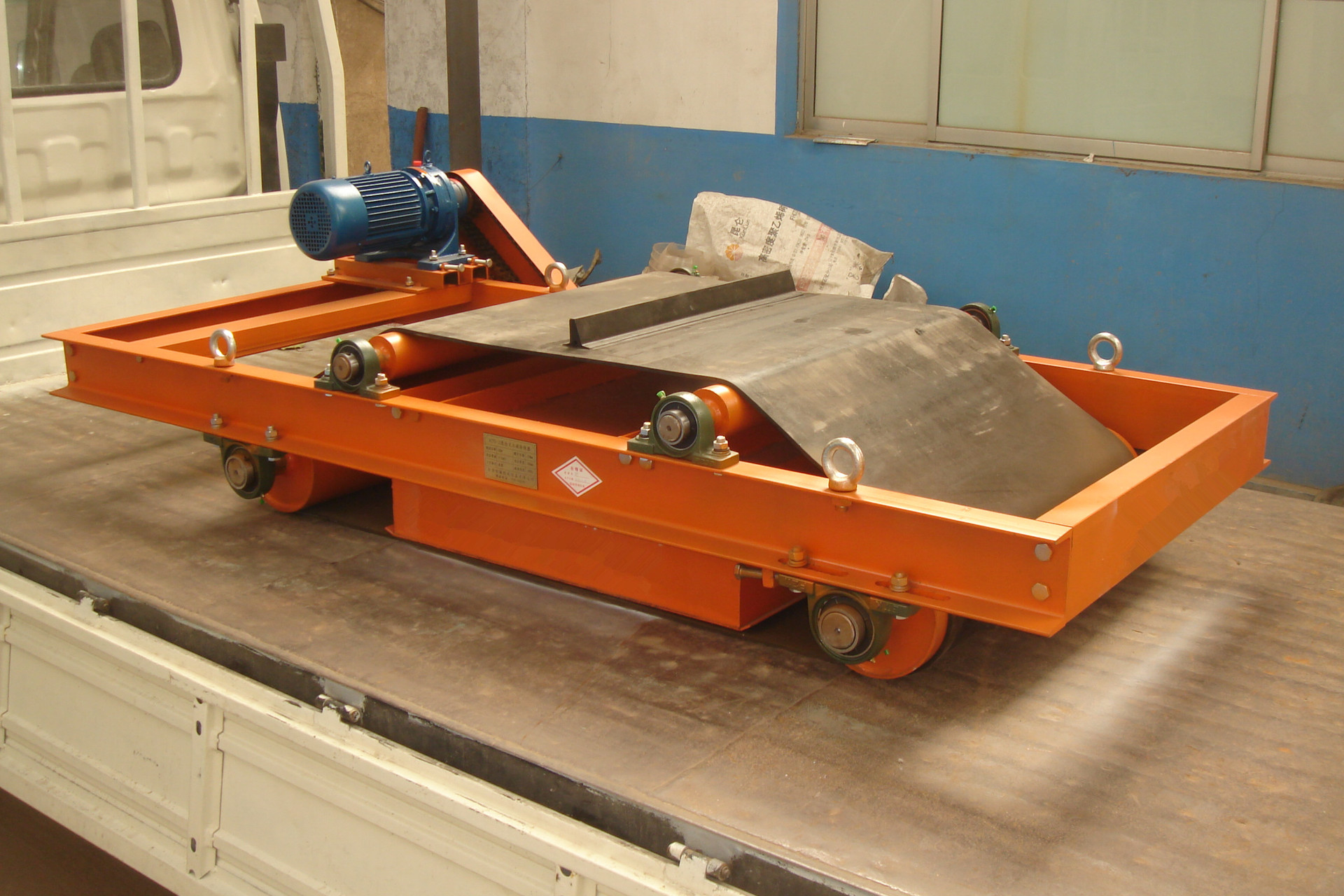 厂家生产 RCYD 永磁自卸式除铁器 自卸式永磁除铁器