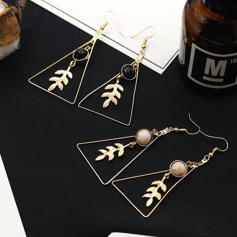 New Geometric Triangle Long Leaf Earrings display picture 12