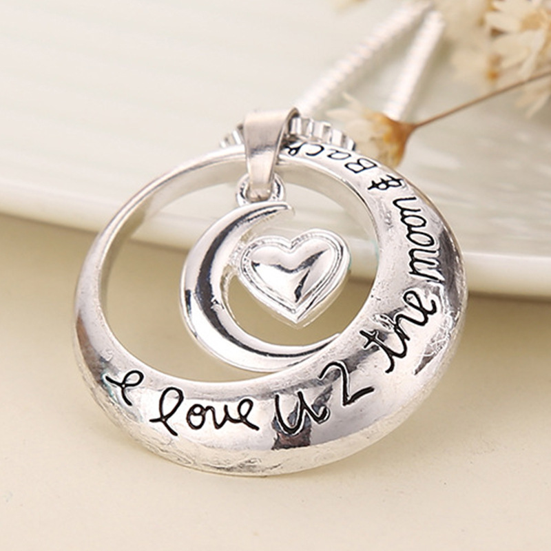 Bijoux Populaires Je T'aime Àle Collier Coeur Moonandback Collier Soleil Lune Gros Nihaojewelry display picture 6