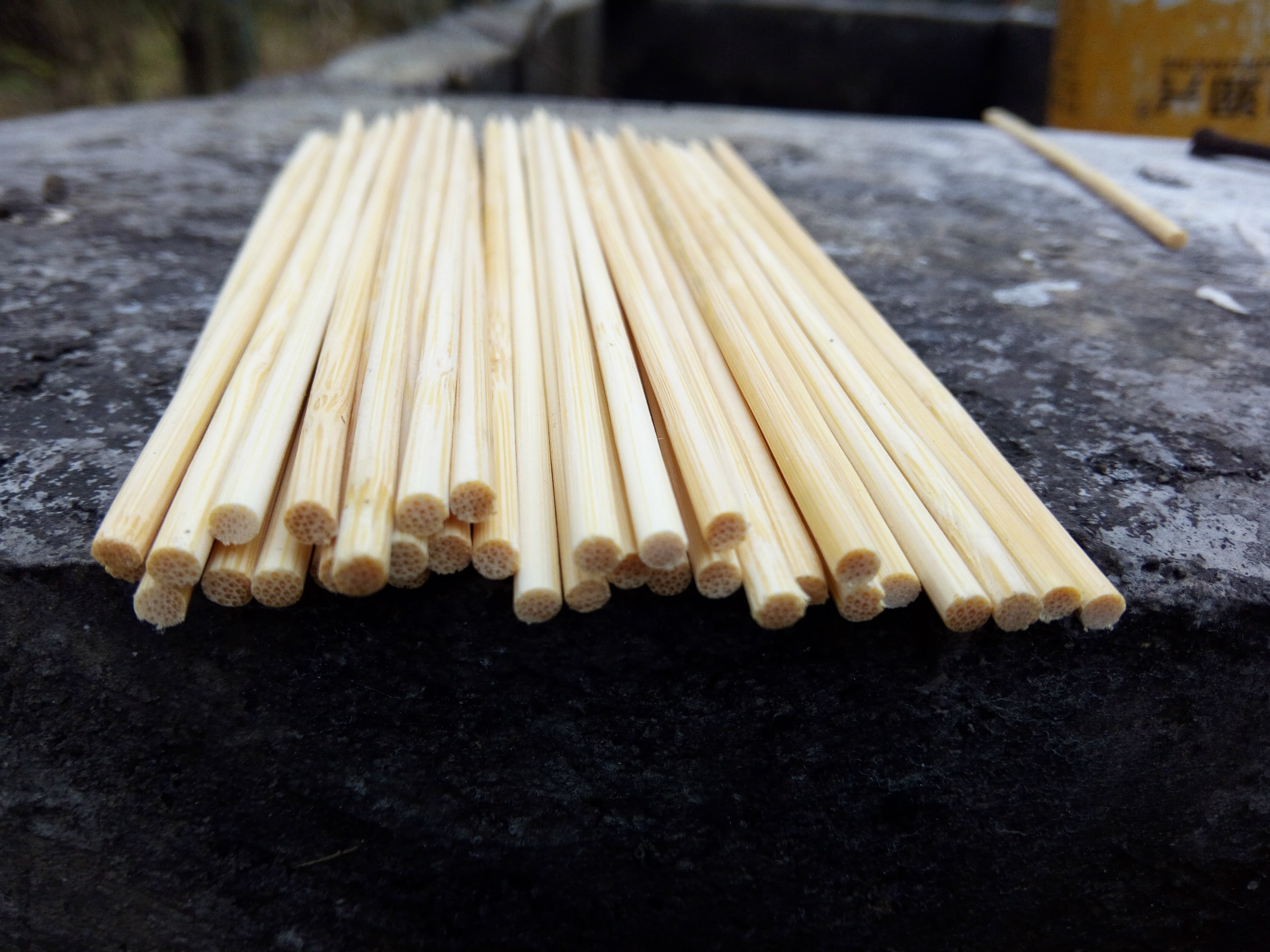 厂家批发圆竹棒家具配件竹棍工艺品竹圆棒打磨抛光圆竹棒7mm竹制-阿里巴巴