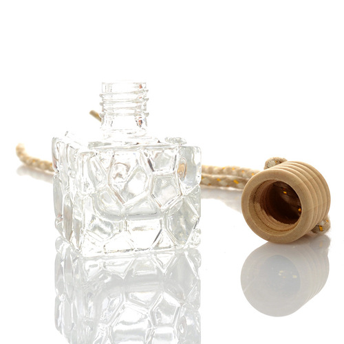 Auto parts wholesale car air freshener empty bottle, indoor air fresh hanging decoration dropper